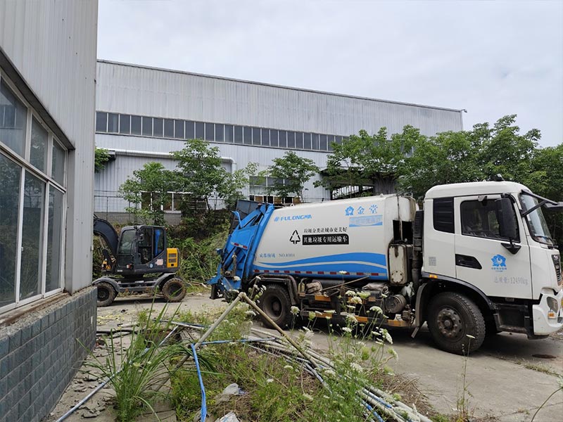金堂老程華車(chē)間裝修